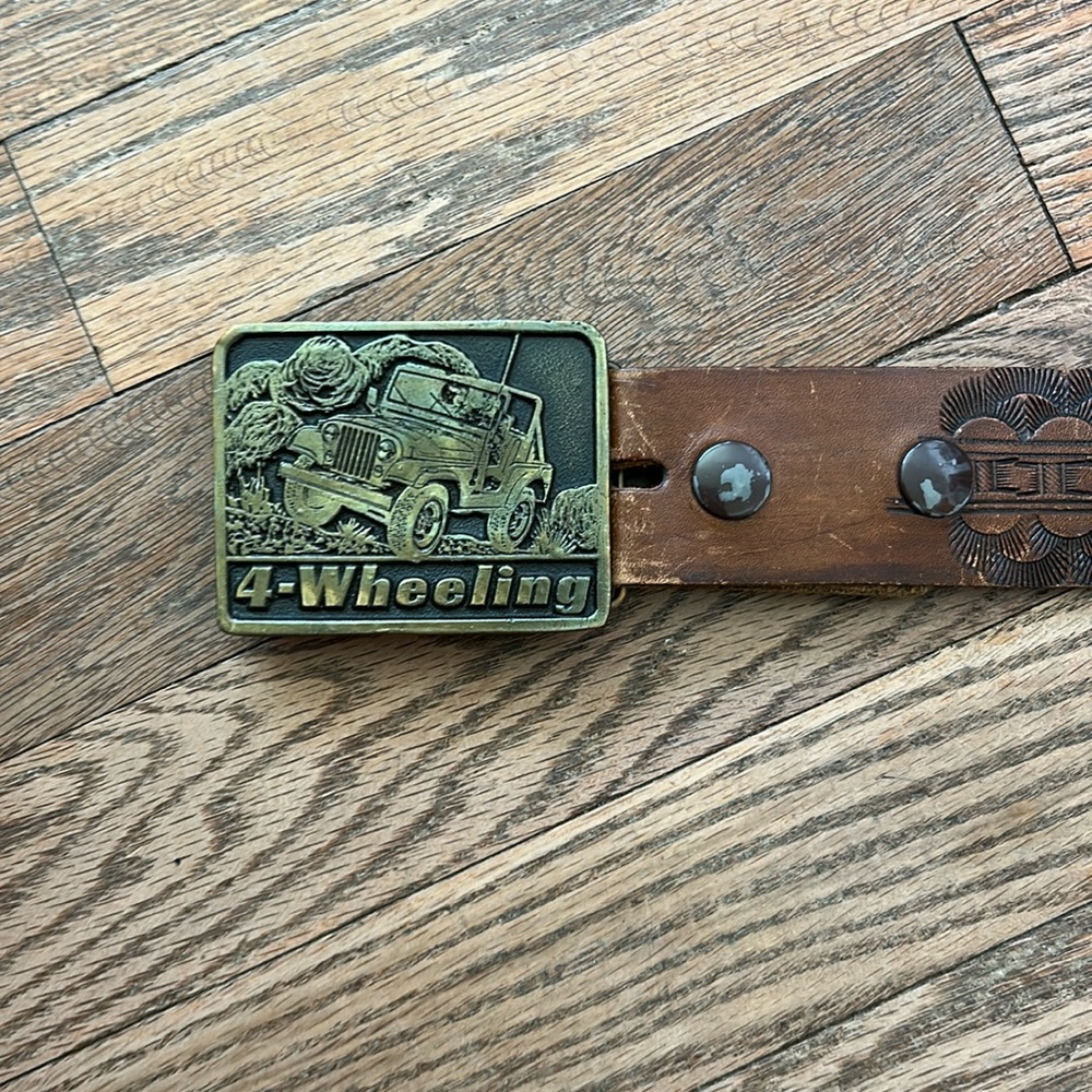 4-Wheeling Brown Leather Belt Copyright 1975 Vintage